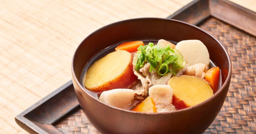 さつまいもの味噌汁が苦いのはアクのせい?美味しく作るコツ